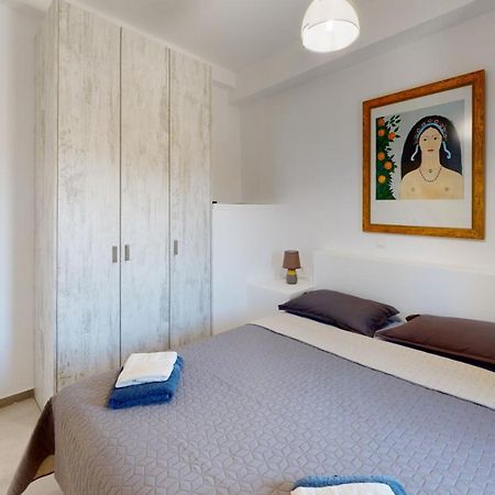 Aparthotel Melie Boutique à Ellinika  Extérieur photo